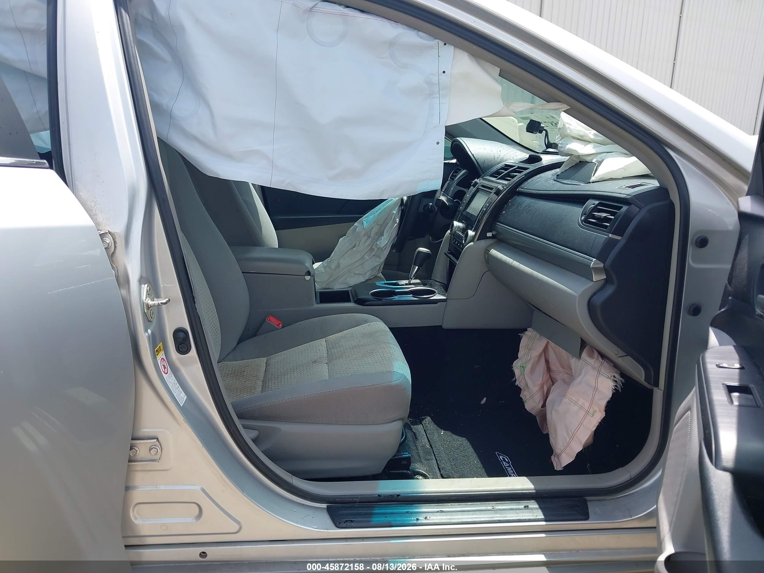 2014 Toyota Camry L Серебряный vin: 4T1BF1FK7EU830413