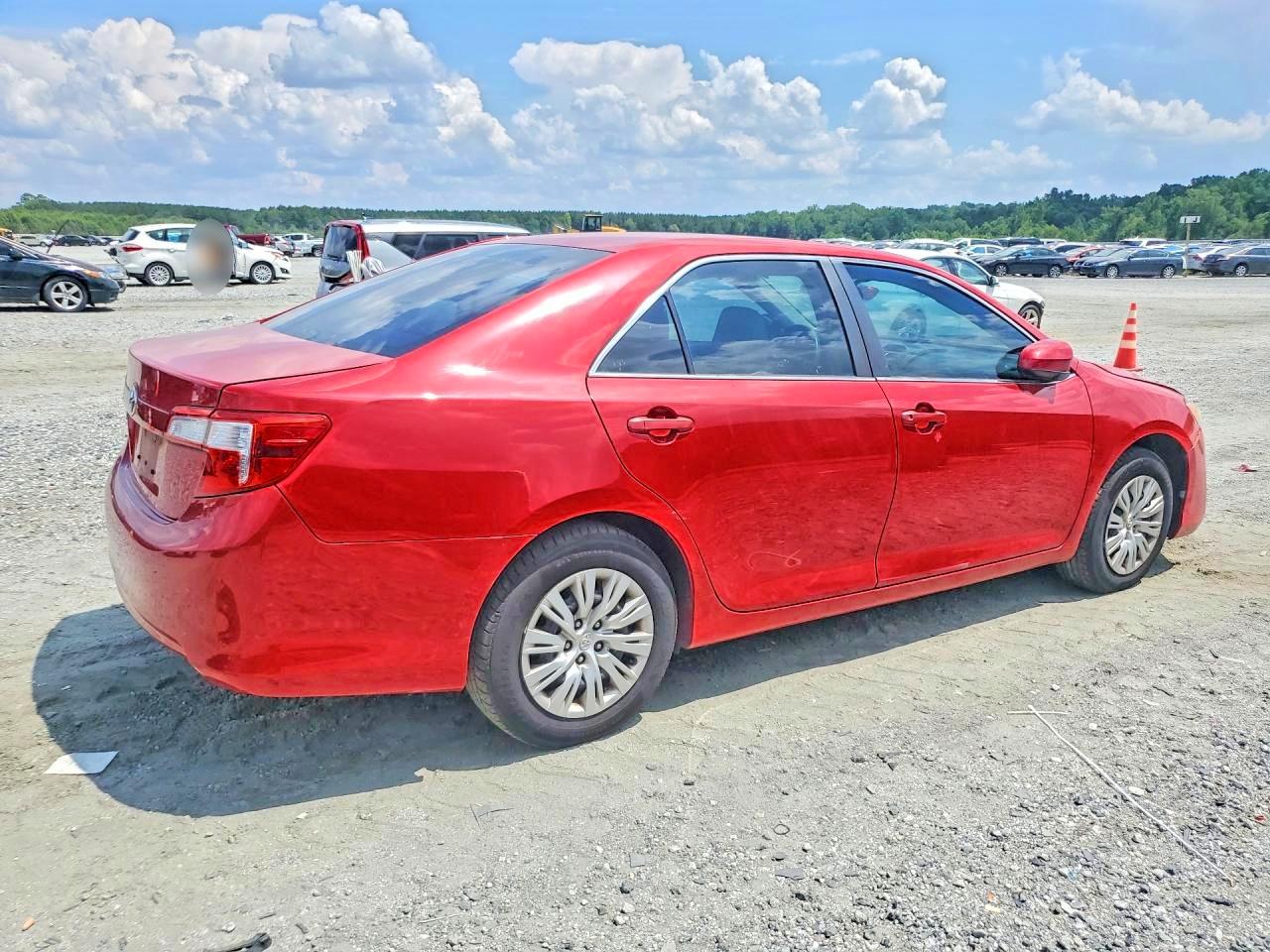 2014 Toyota Camry L Red vin: 4T1BF1FK7EU840665