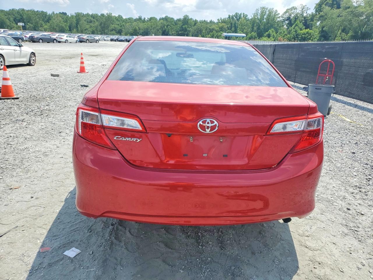 2014 Toyota Camry L Red vin: 4T1BF1FK7EU840665