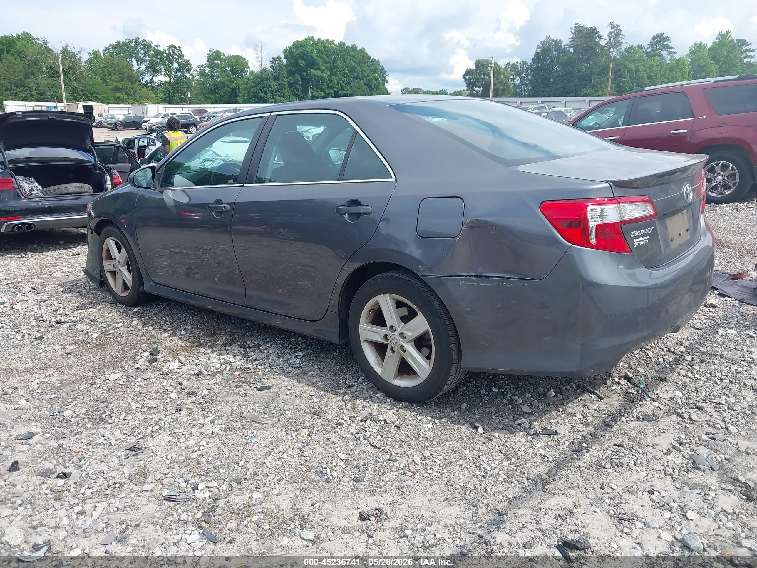 2014 Toyota Camry Se Gray vin: 4T1BF1FK7EU843565