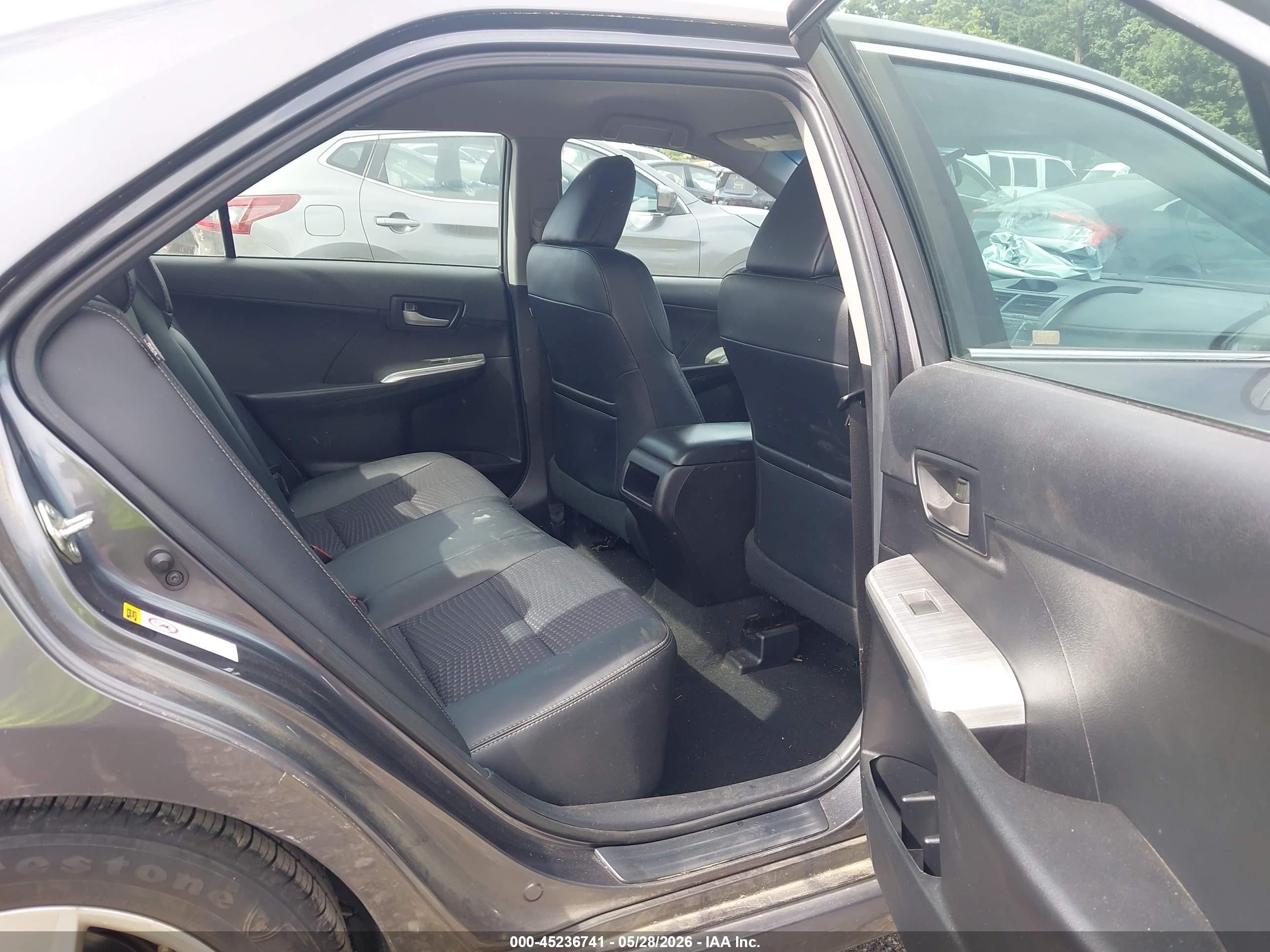 2014 Toyota Camry Se Gray vin: 4T1BF1FK7EU843565