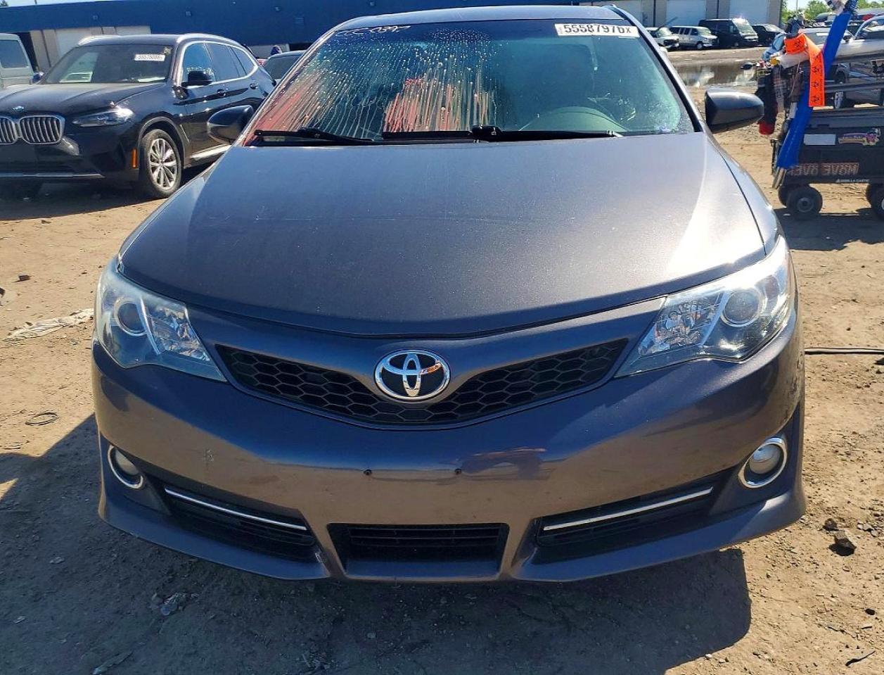 2014 Toyota Camry Se Gray vin: 4T1BF1FK7EU844148