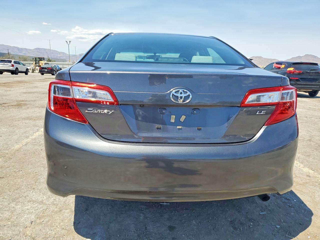 2014 Toyota Camry Le Серый vin: 4T1BF1FK7EU847762