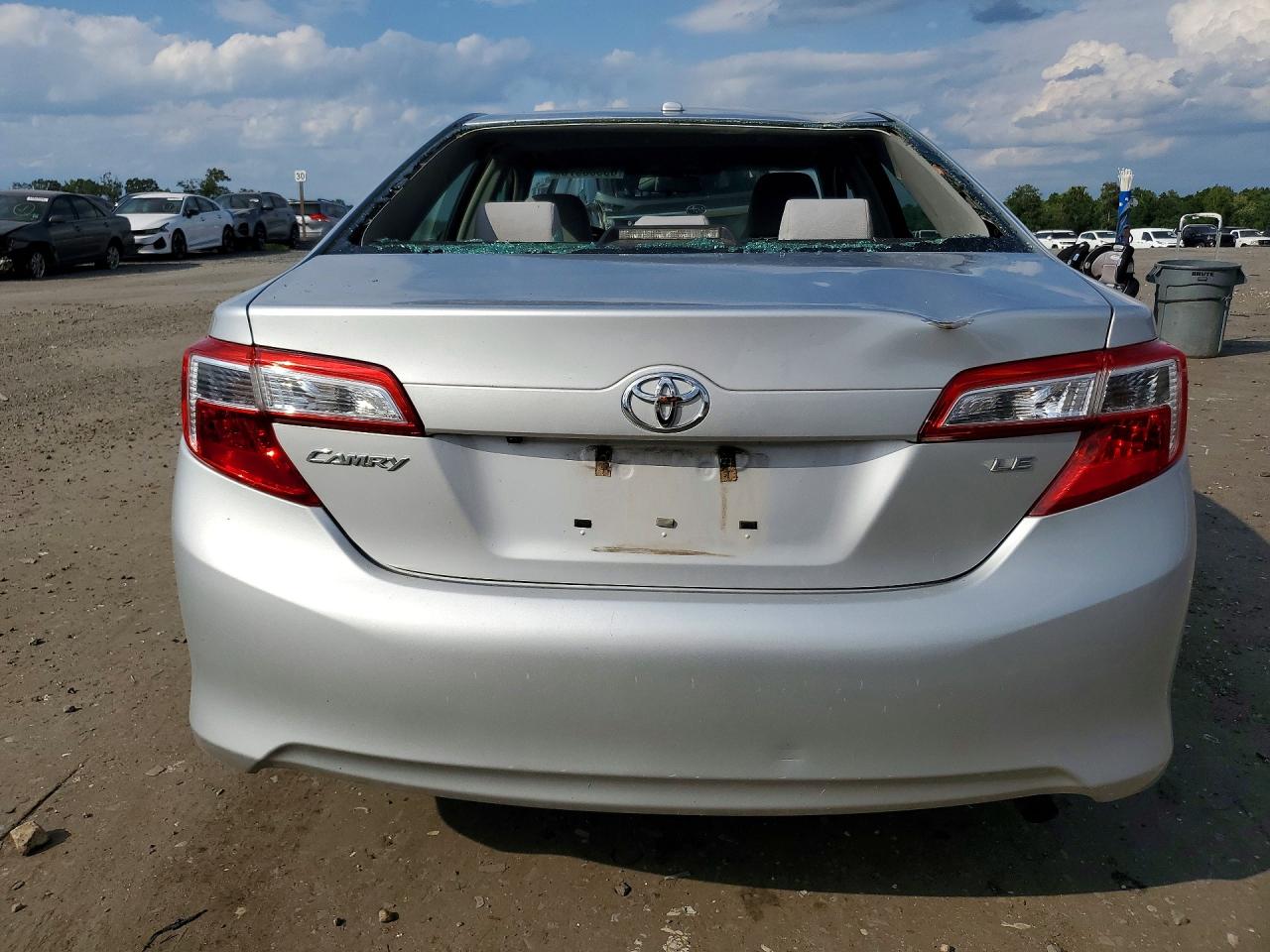 2014 Toyota Camry Le Silver vin: 4T1BF1FK7EU858079