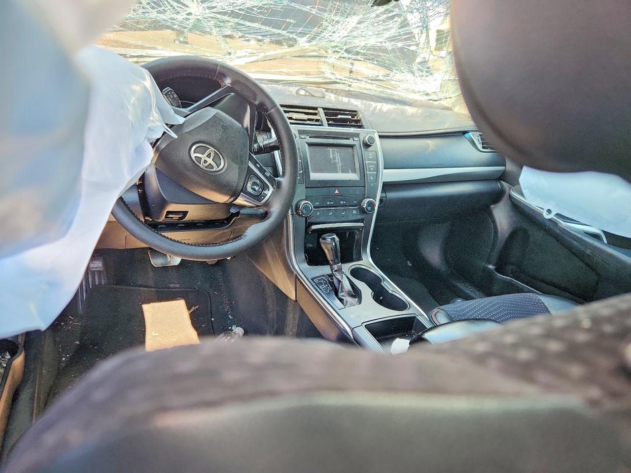2015 Toyota Camry Se Черный vin: 4T1BF1FK7FU004503