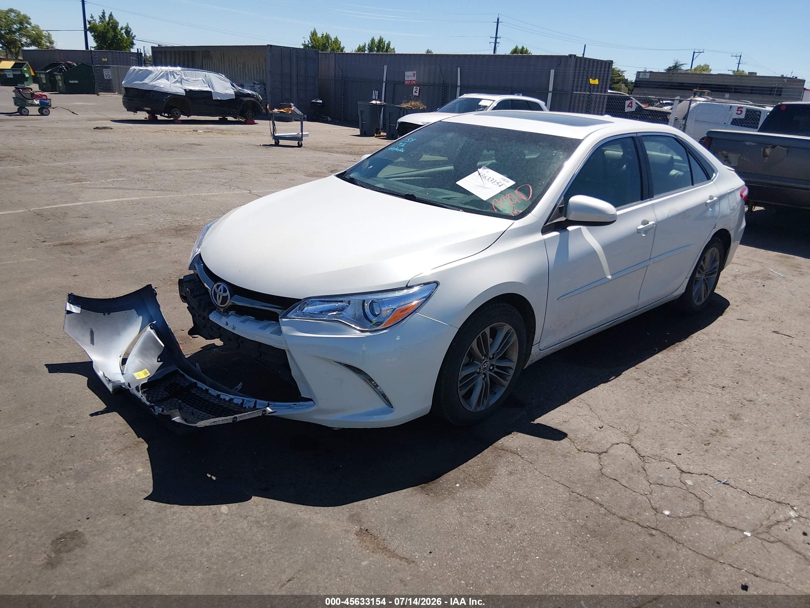 2015 Toyota Camry Se White vin: 4T1BF1FK7FU008325