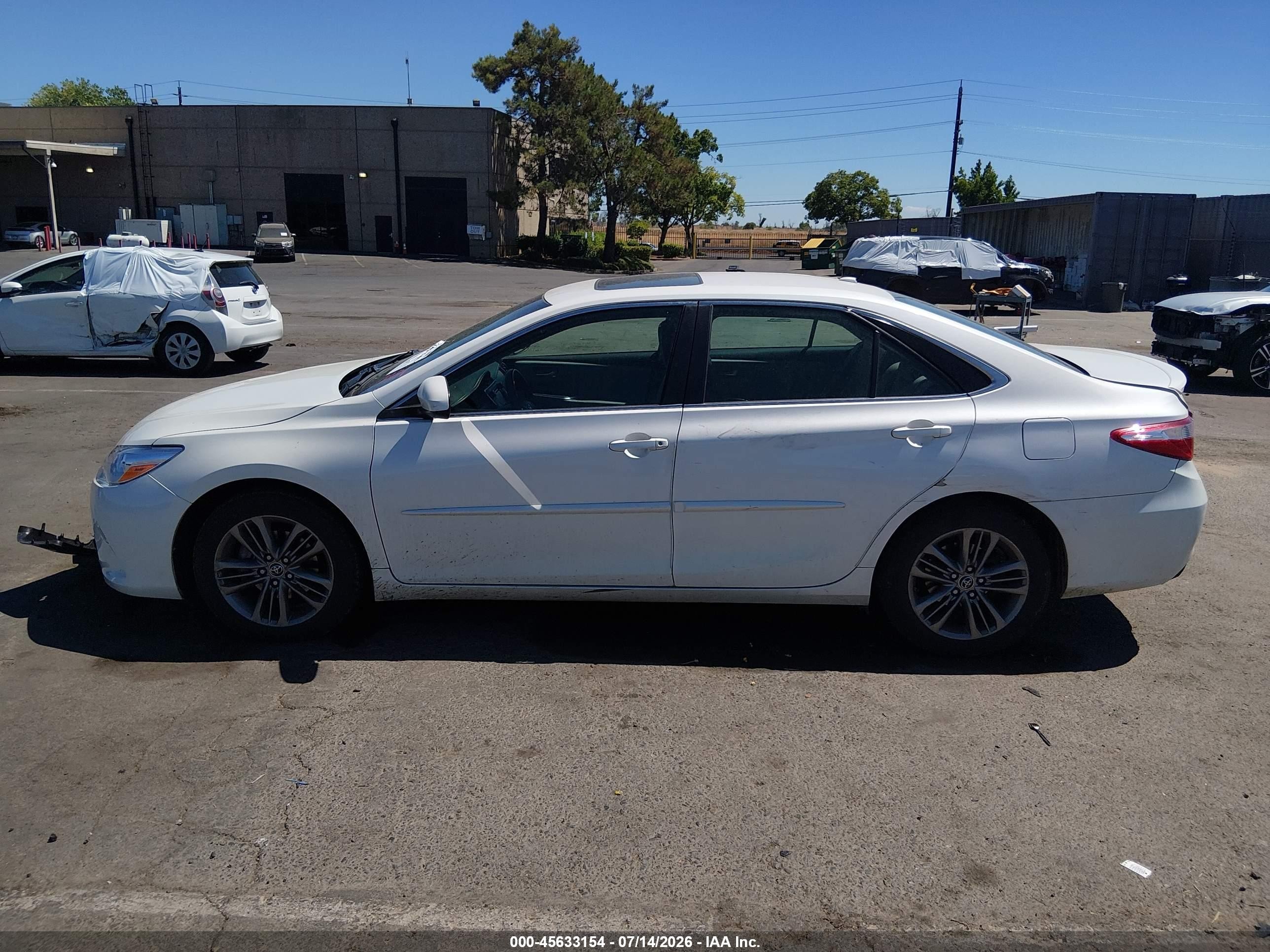 2015 Toyota Camry Se White vin: 4T1BF1FK7FU008325