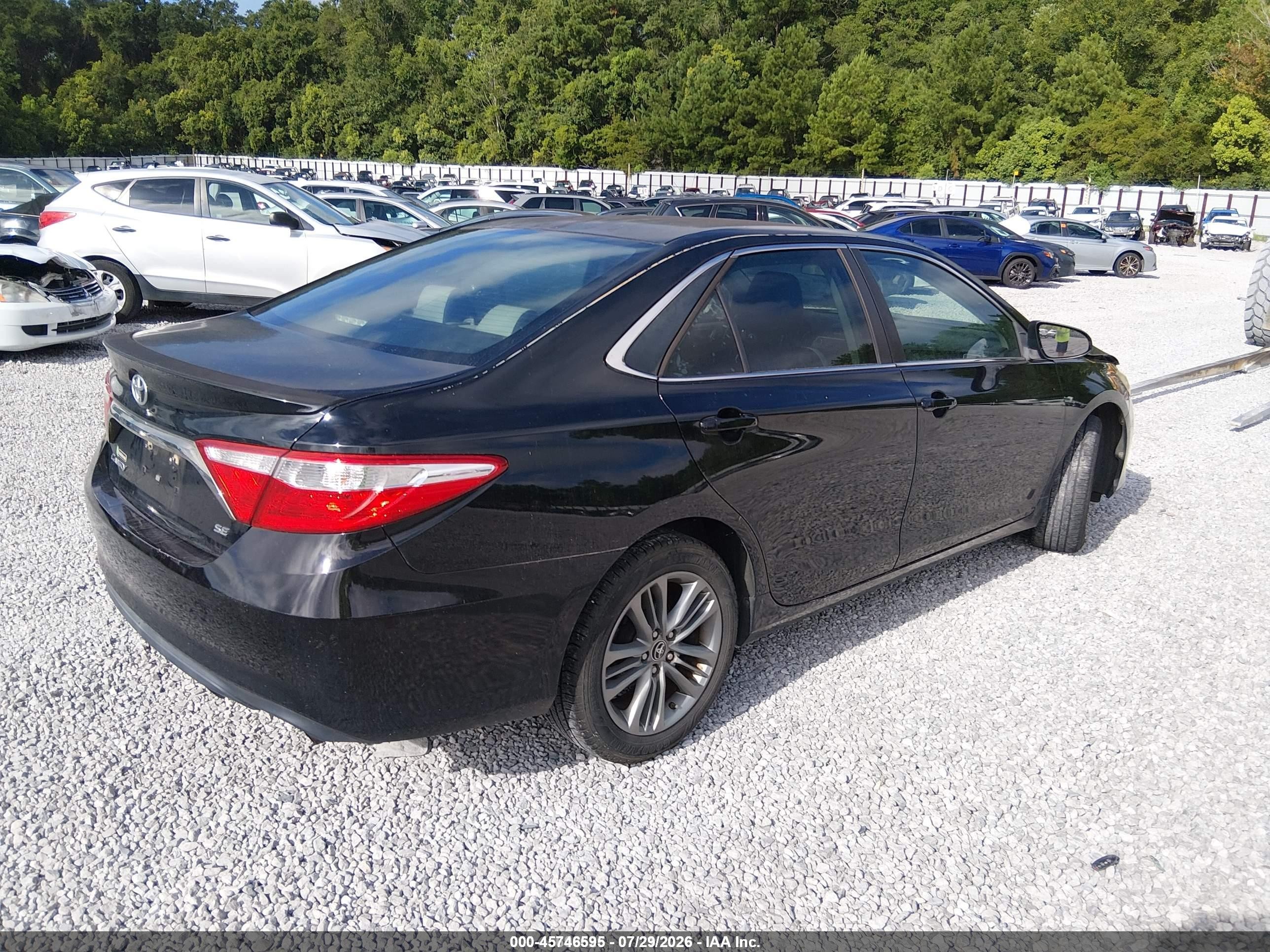 2015 Toyota Camry Se Черный vin: 4T1BF1FK7FU009023