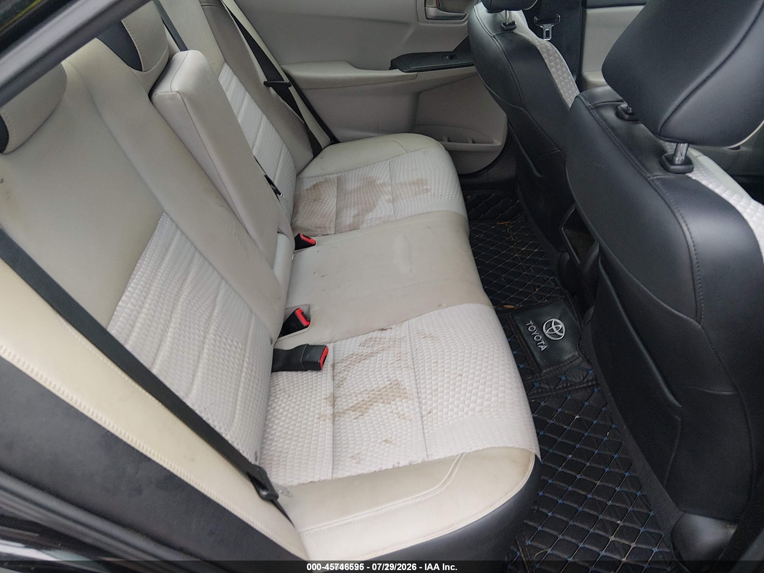 2015 Toyota Camry Se Черный vin: 4T1BF1FK7FU009023