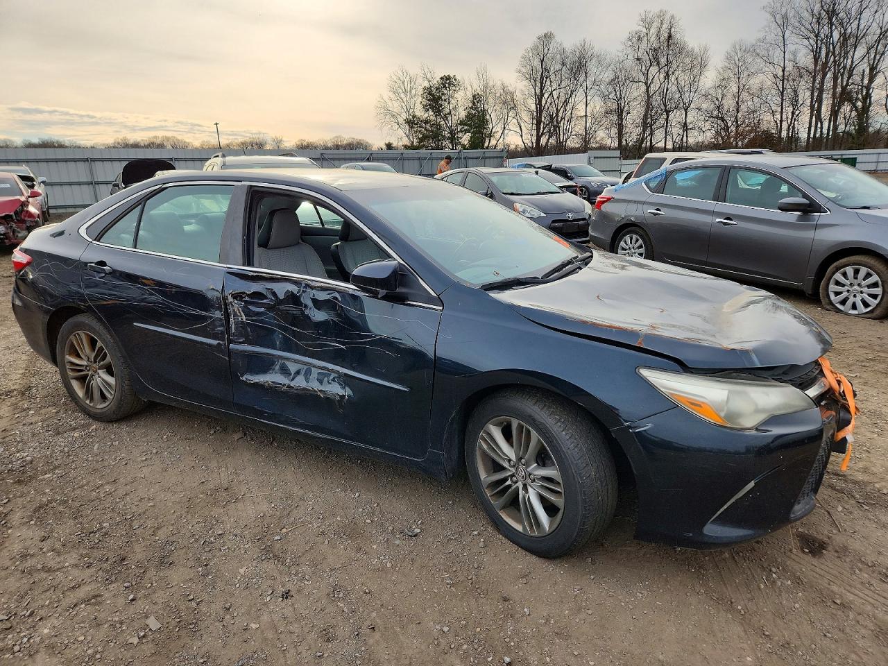 2015 Toyota Camry Le Черный vin: 4T1BF1FK7FU010592
