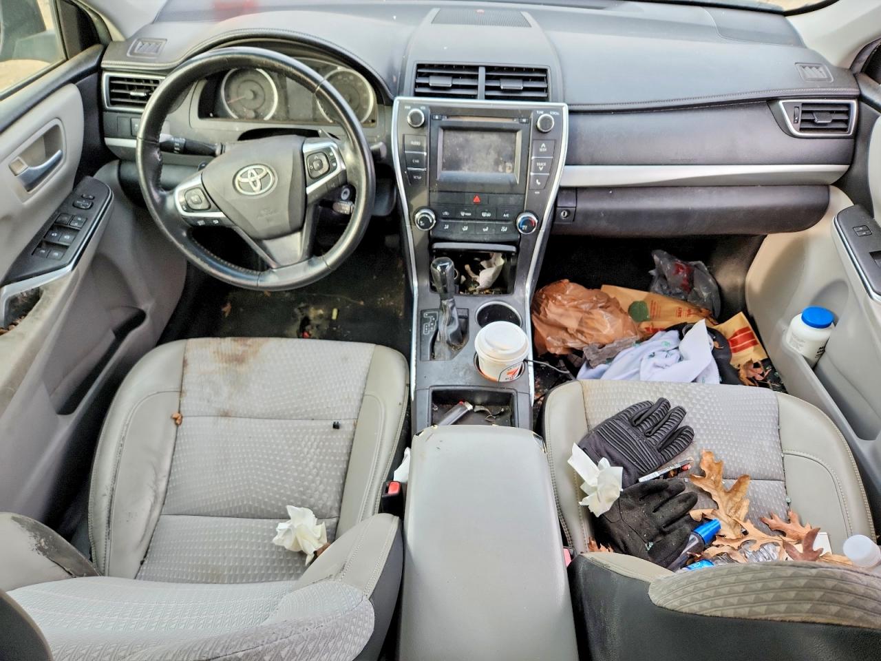 2015 Toyota Camry Le Черный vin: 4T1BF1FK7FU010592