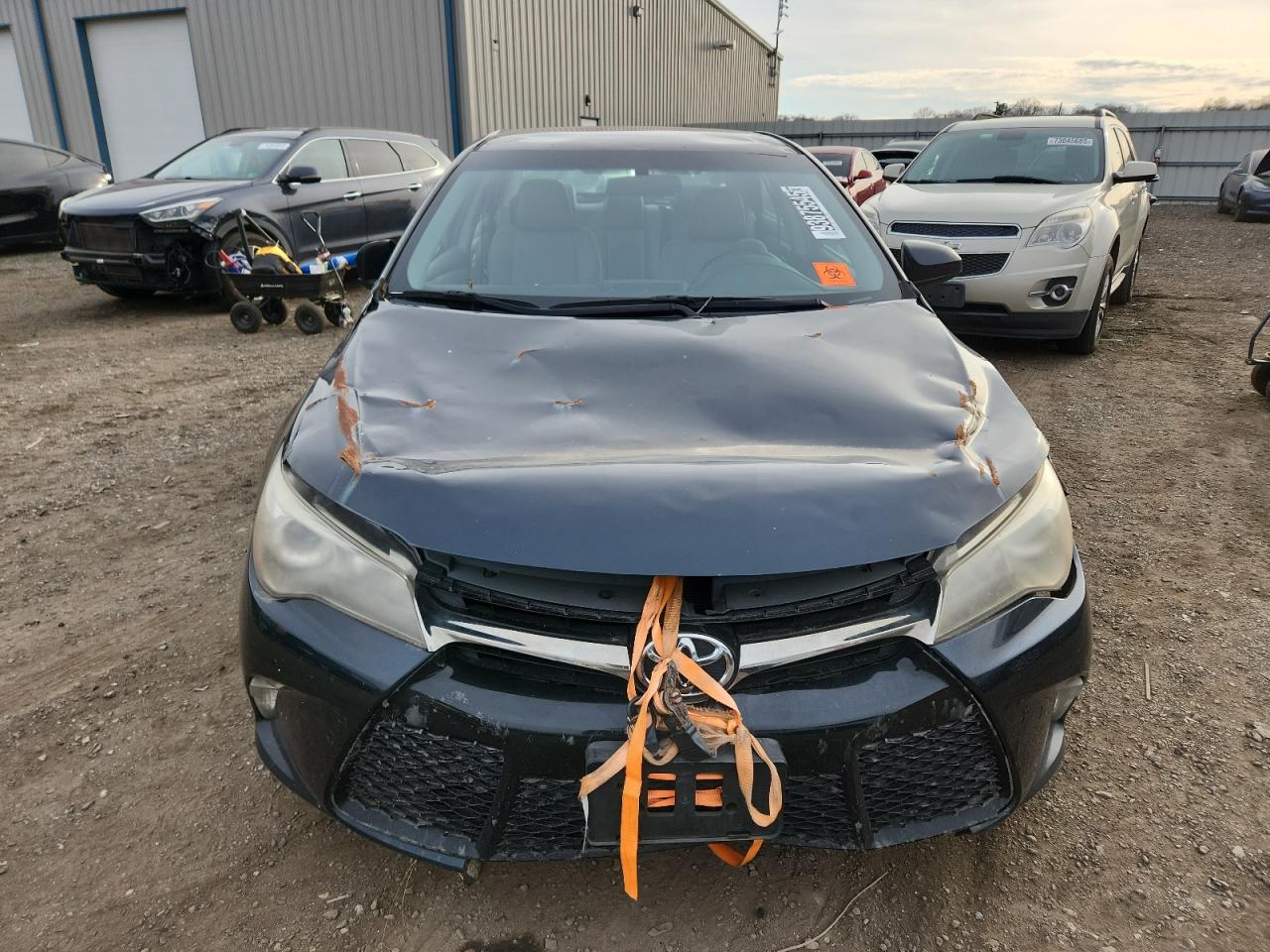 2015 Toyota Camry Le Черный vin: 4T1BF1FK7FU010592 Damage: Grille, Broken, Replacement Required