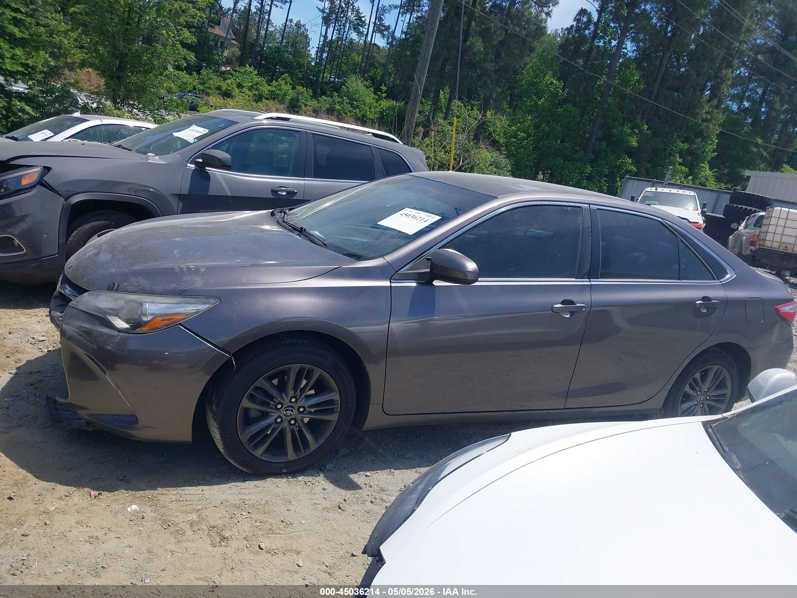 2015 Toyota Camry Se Серый vin: 4T1BF1FK7FU027103