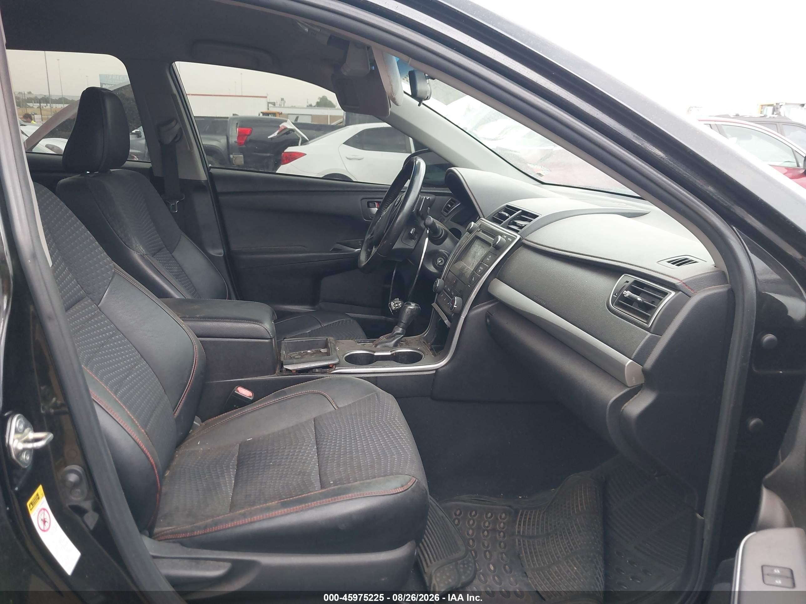 2015 Toyota Camry Se Черный vin: 4T1BF1FK7FU030454