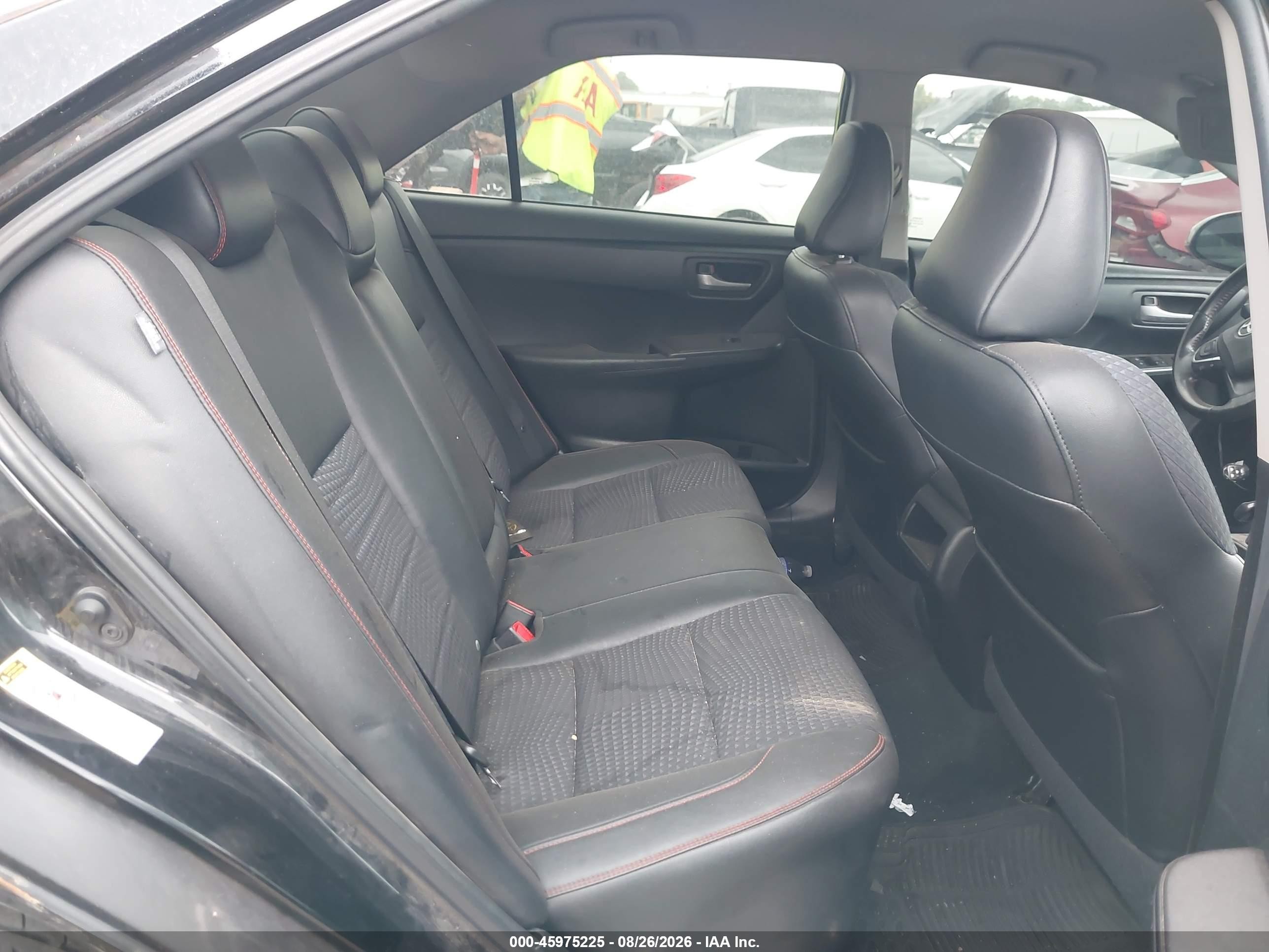 2015 Toyota Camry Se Черный vin: 4T1BF1FK7FU030454