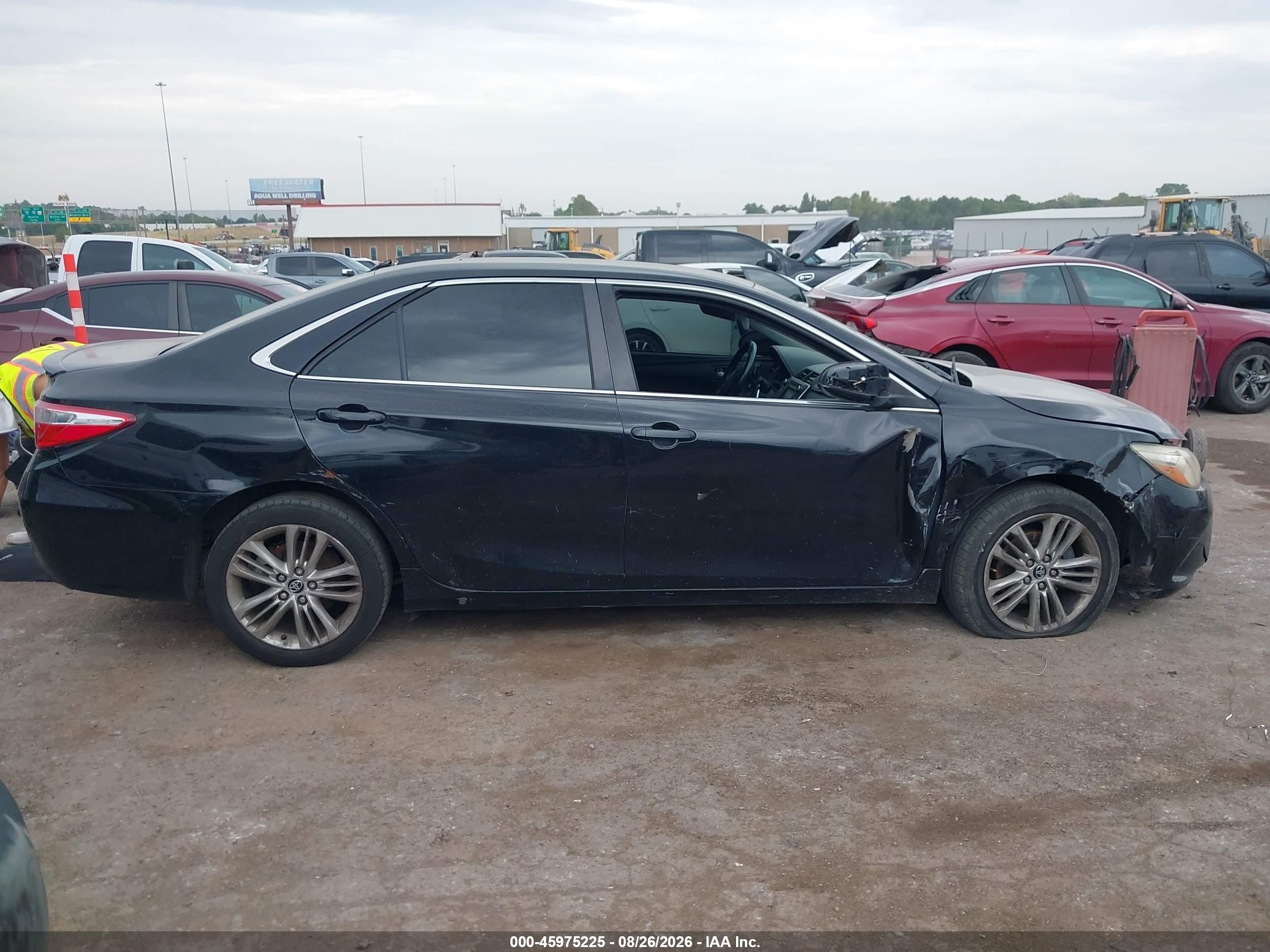 2015 Toyota Camry Se Черный vin: 4T1BF1FK7FU030454