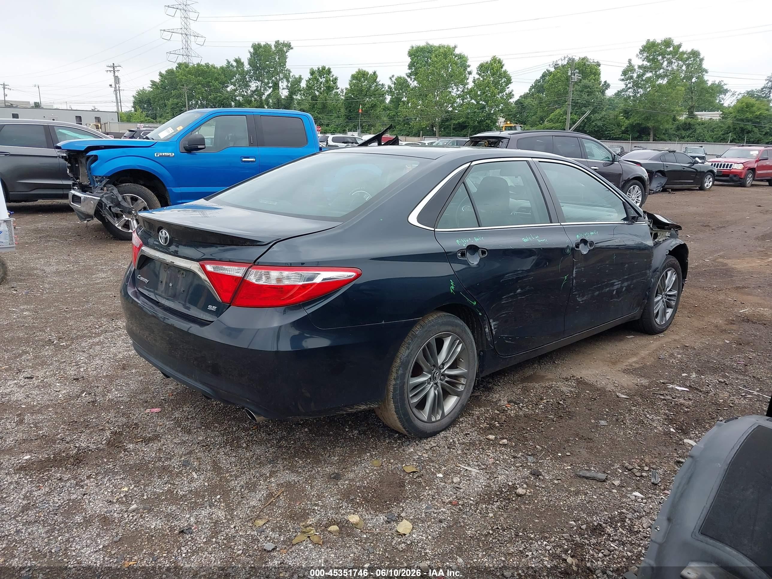 2015 Toyota Camry Se Черный vin: 4T1BF1FK7FU032088