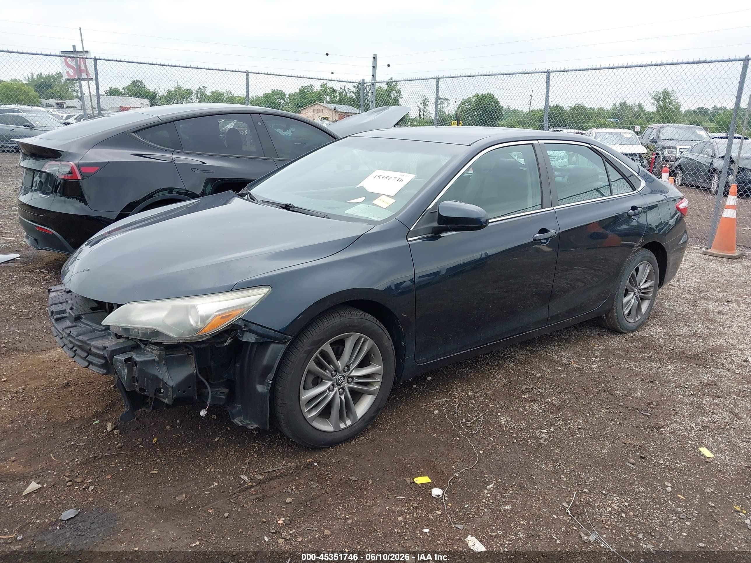 2015 Toyota Camry Se Черный vin: 4T1BF1FK7FU032088