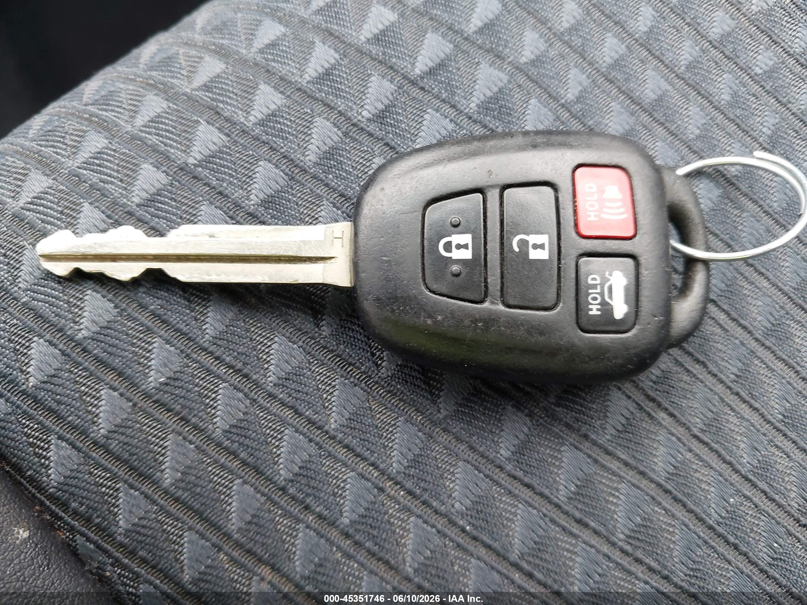 2015 Toyota Camry Se Черный vin: 4T1BF1FK7FU032088