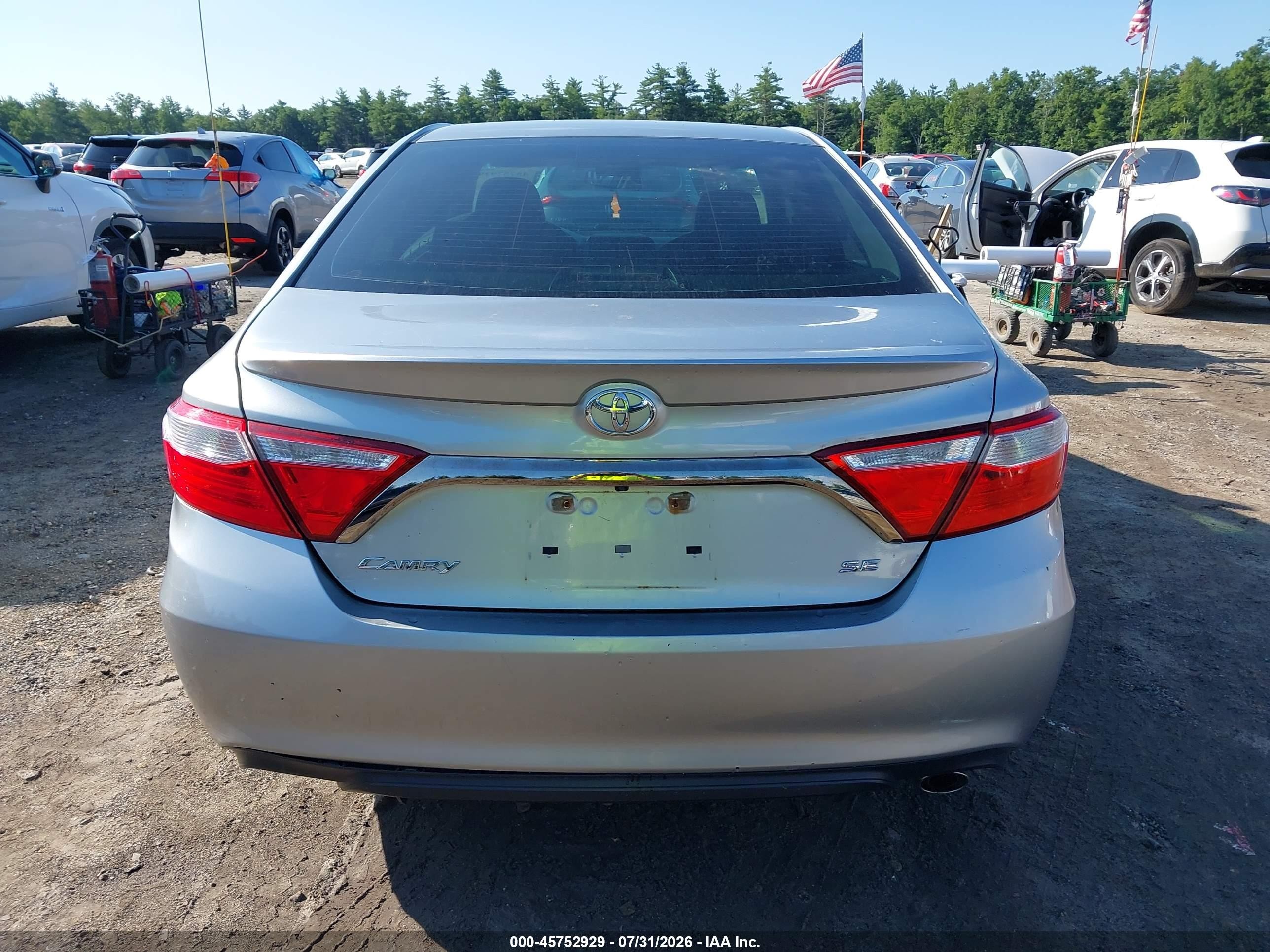 2015 Toyota Camry Se Silver vin: 4T1BF1FK7FU033225