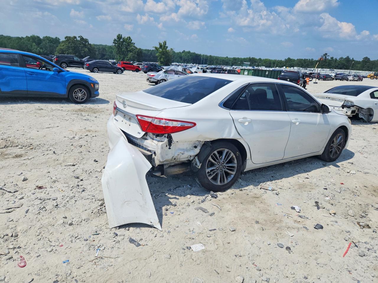 2015 Toyota Camry Se White vin: 4T1BF1FK7FU049442