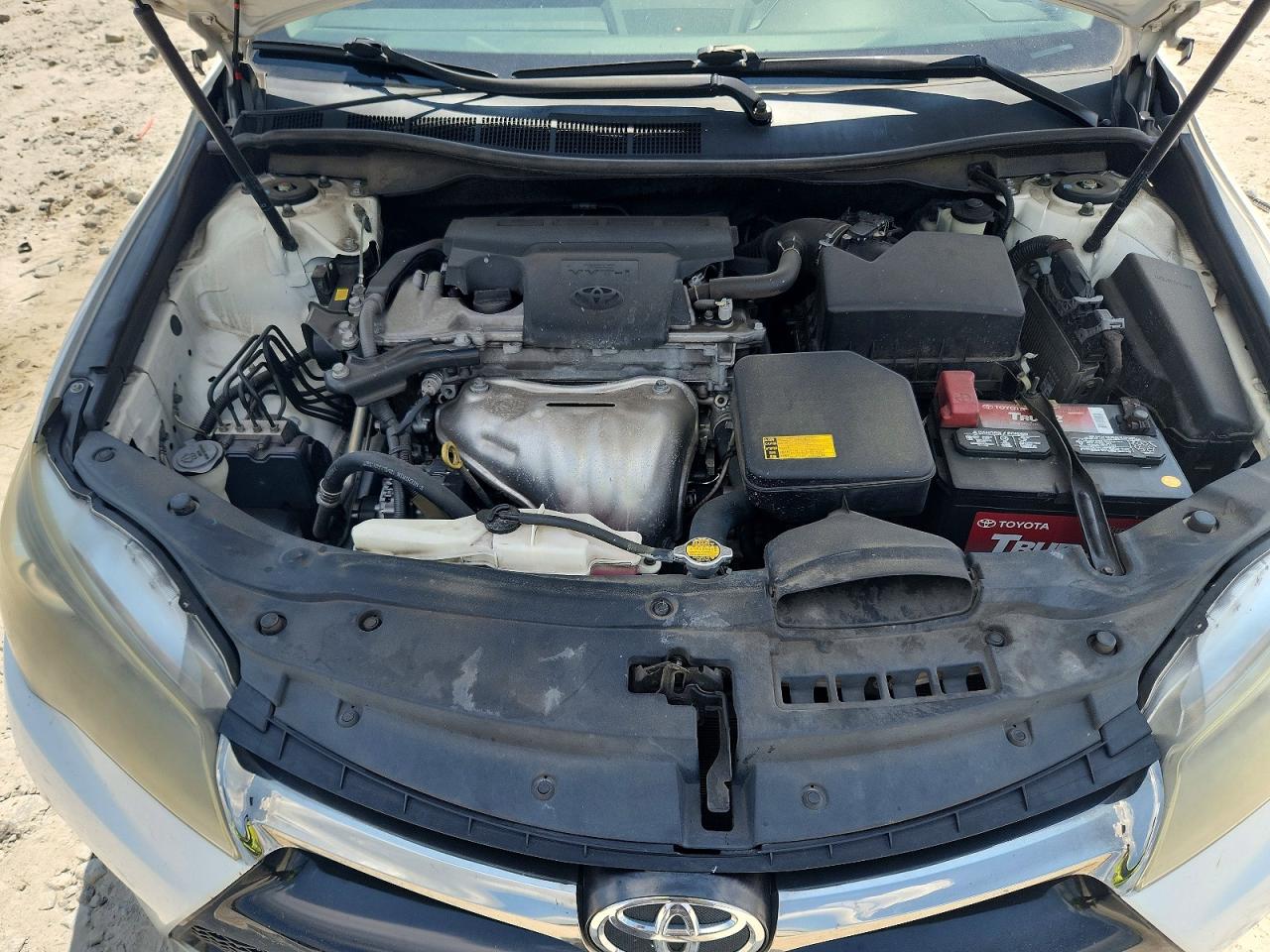 2015 Toyota Camry Se White vin: 4T1BF1FK7FU049442