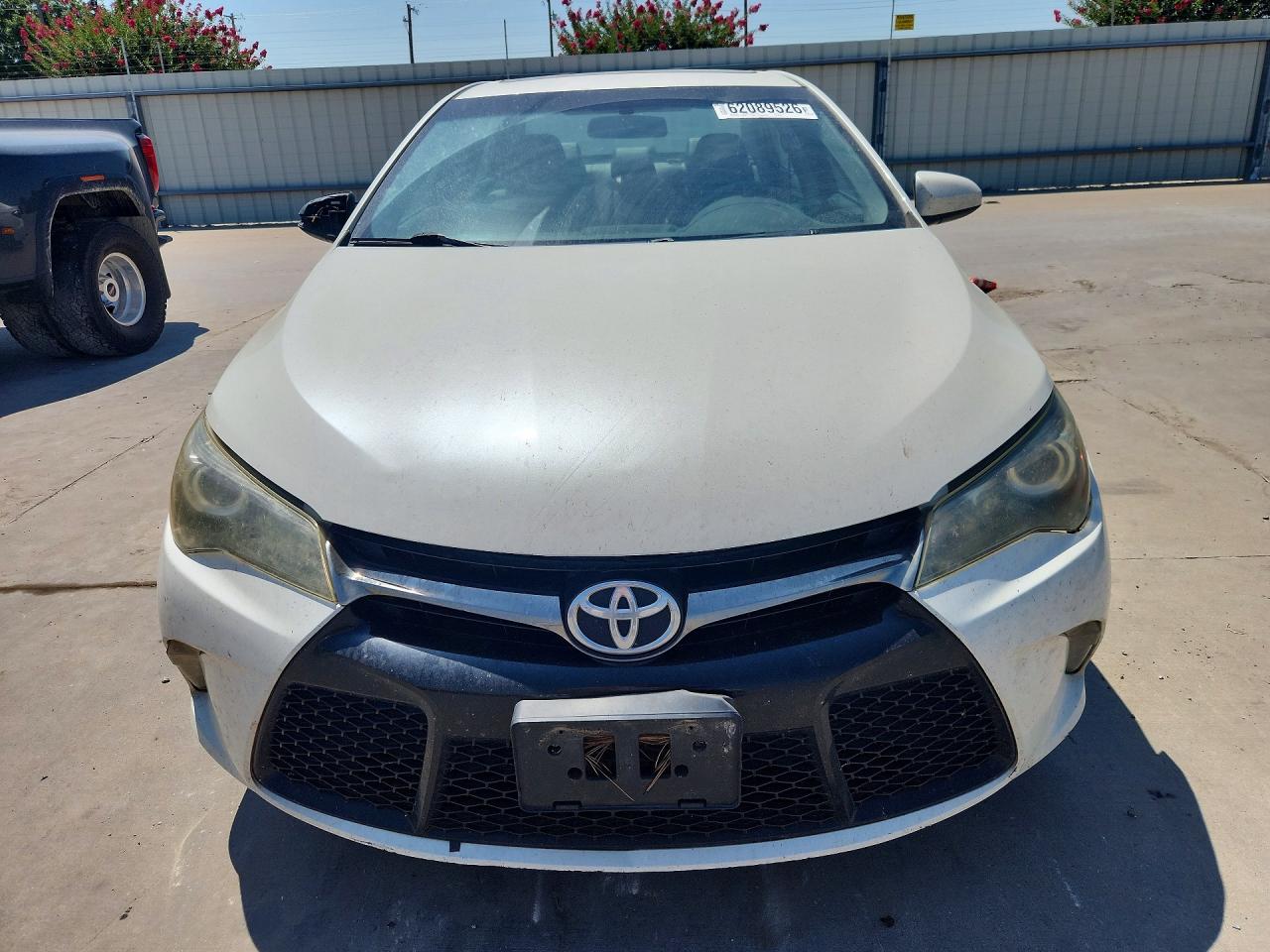 2015 Toyota Camry Se White vin: 4T1BF1FK7FU064409