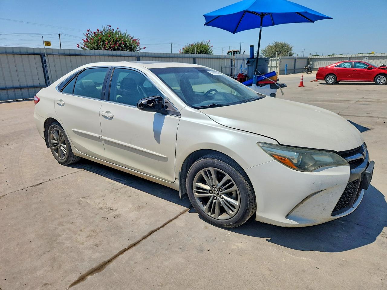 2015 Toyota Camry Se White vin: 4T1BF1FK7FU064409