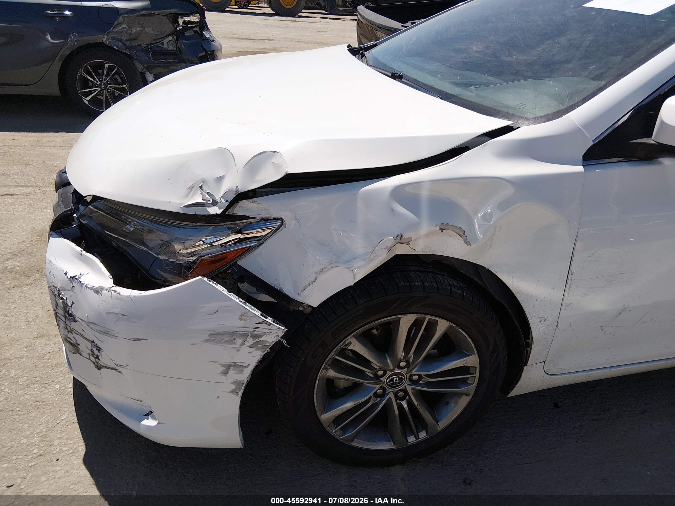 2015 Toyota Camry Se White vin: 4T1BF1FK7FU071537