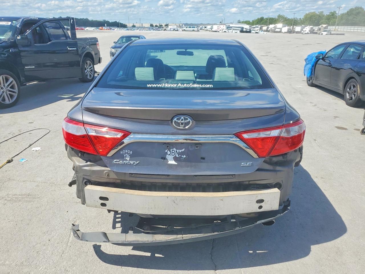 2015 Toyota Camry Se Серый vin: 4T1BF1FK7FU087205