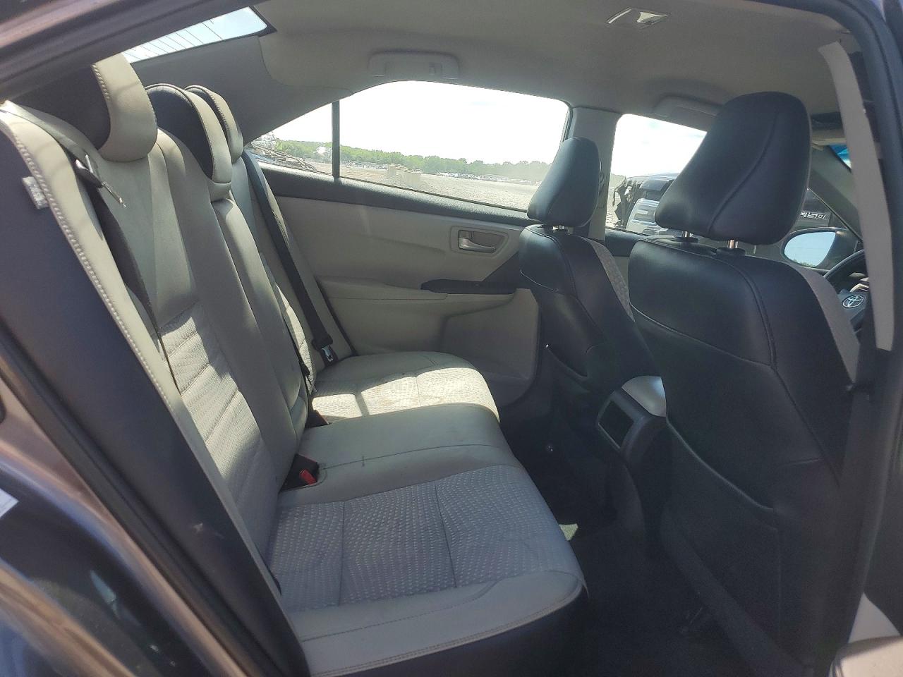 2015 Toyota Camry Se Серый vin: 4T1BF1FK7FU087205