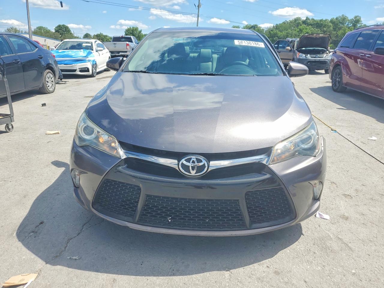 2015 Toyota Camry Se Серый vin: 4T1BF1FK7FU087205