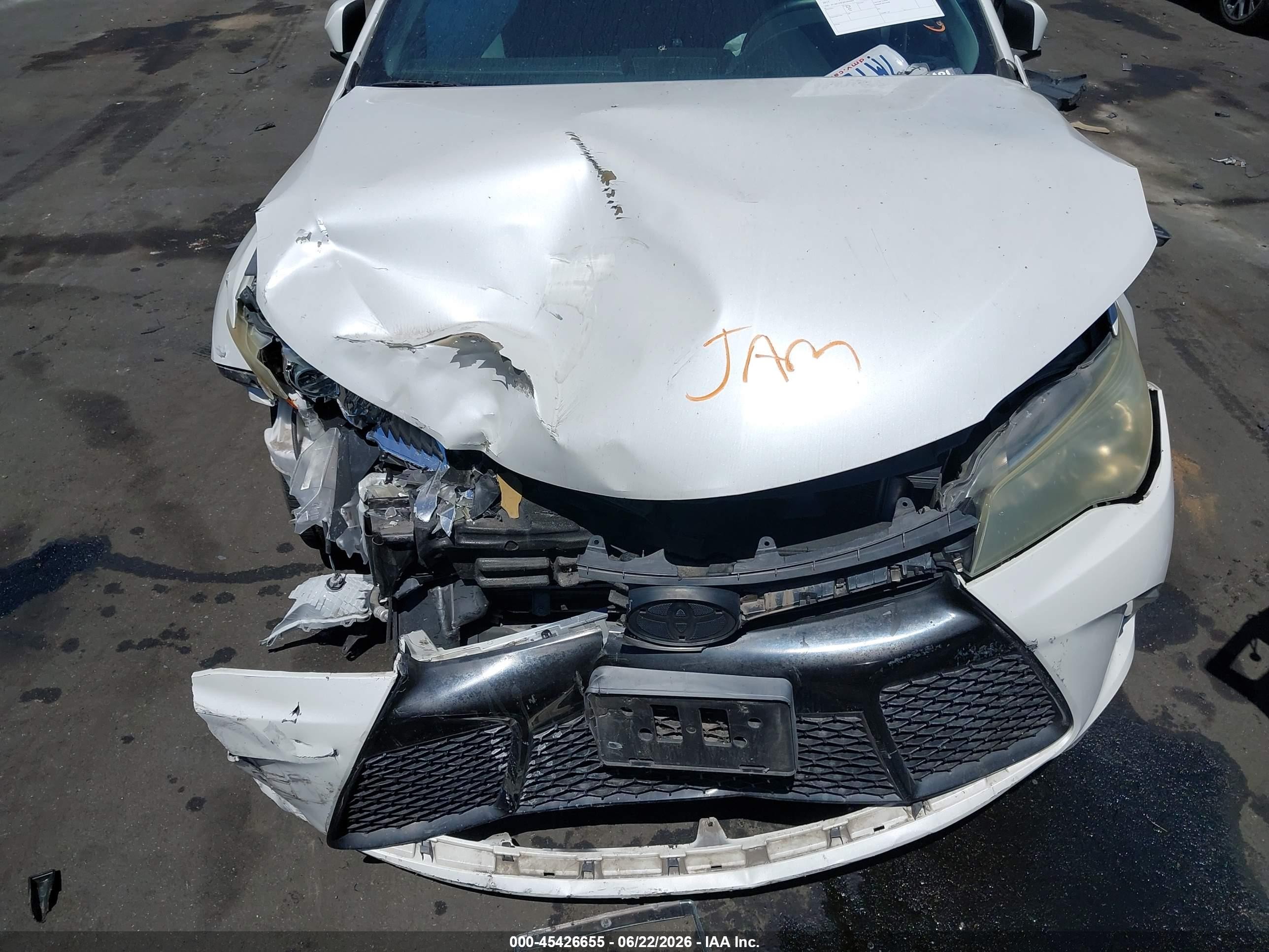 2015 Toyota Camry Se White vin: 4T1BF1FK7FU094008