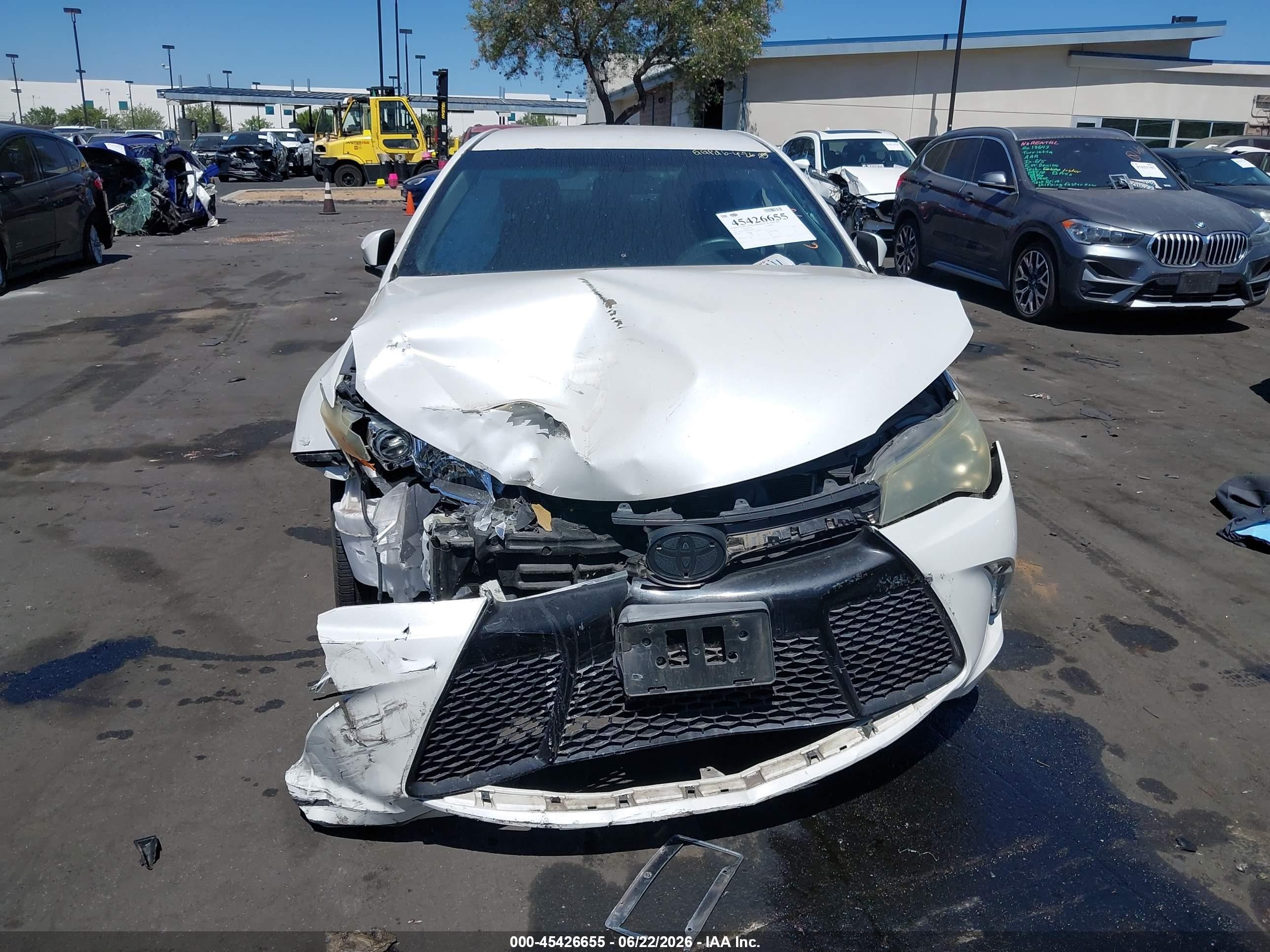 2015 Toyota Camry Se White vin: 4T1BF1FK7FU094008