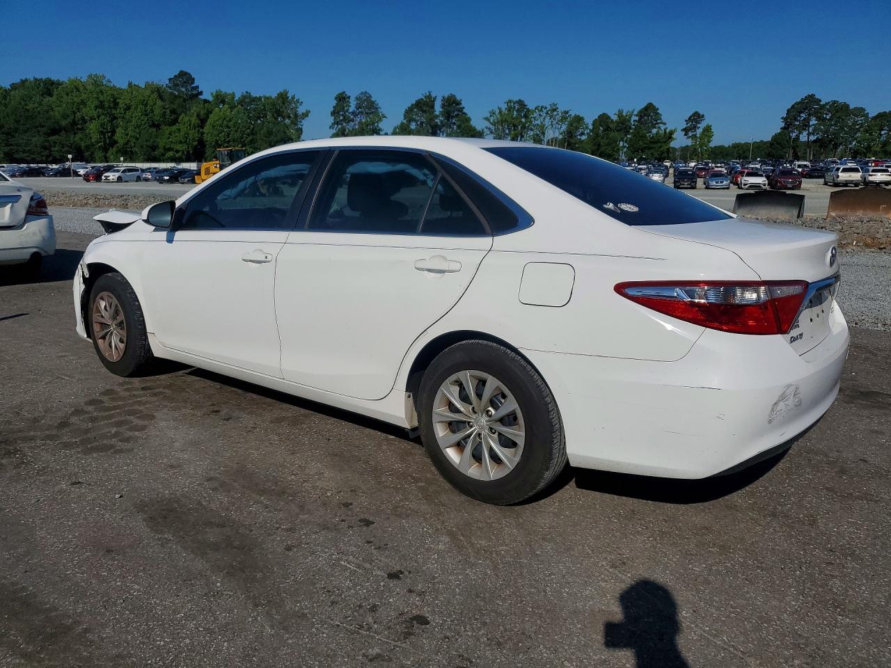 2015 Toyota Camry Le Белый vin: 4T1BF1FK7FU102110