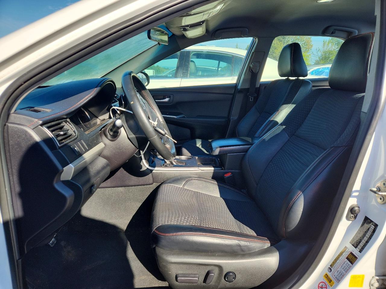 2015 Toyota Camry Se White vin: 4T1BF1FK7FU104553
