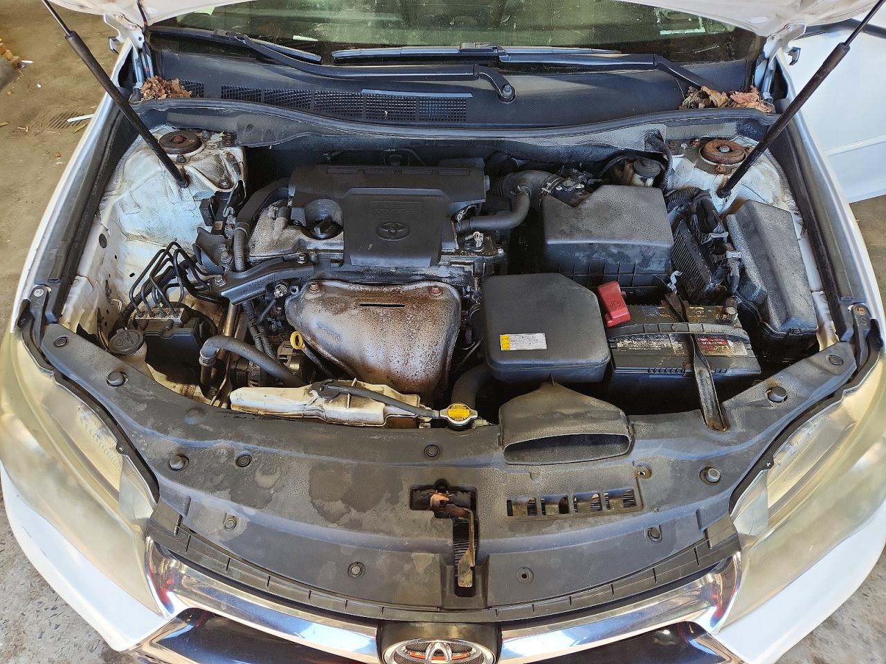 2015 Toyota Camry Se White vin: 4T1BF1FK7FU104553