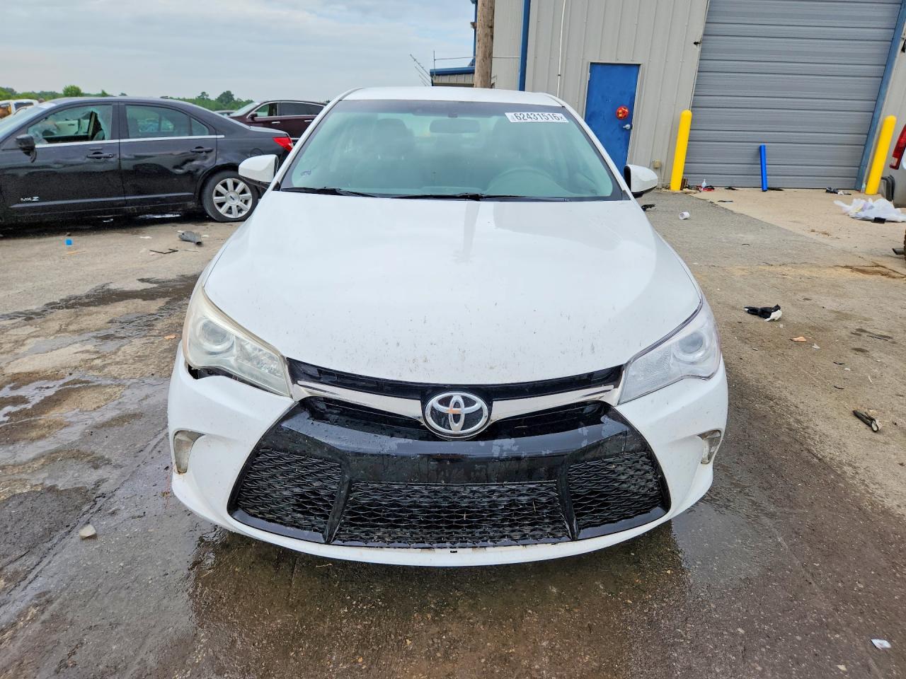 2015 Toyota Camry Se White vin: 4T1BF1FK7FU110689