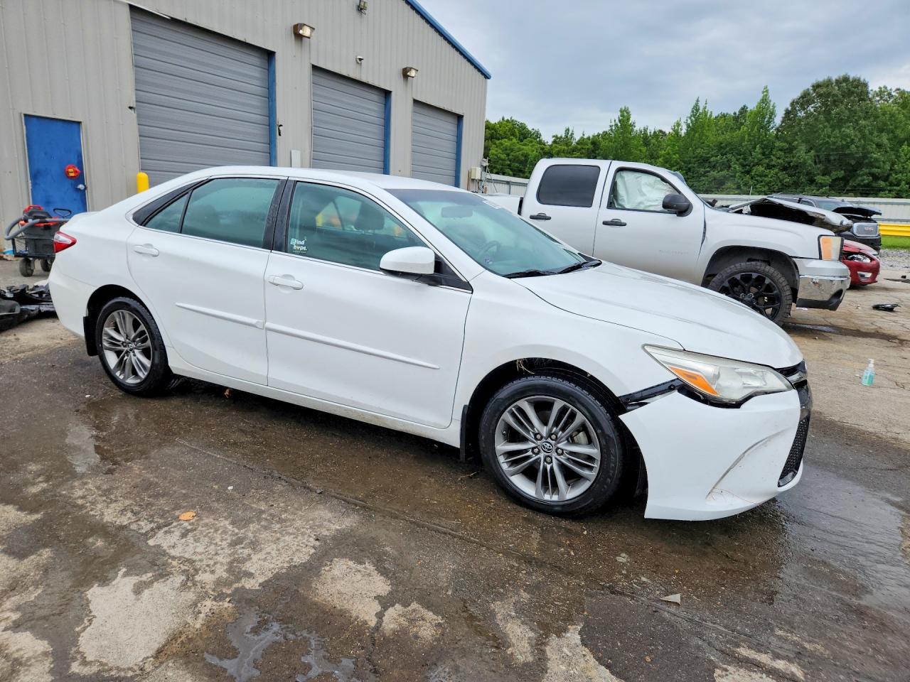 2015 Toyota Camry Se White vin: 4T1BF1FK7FU110689