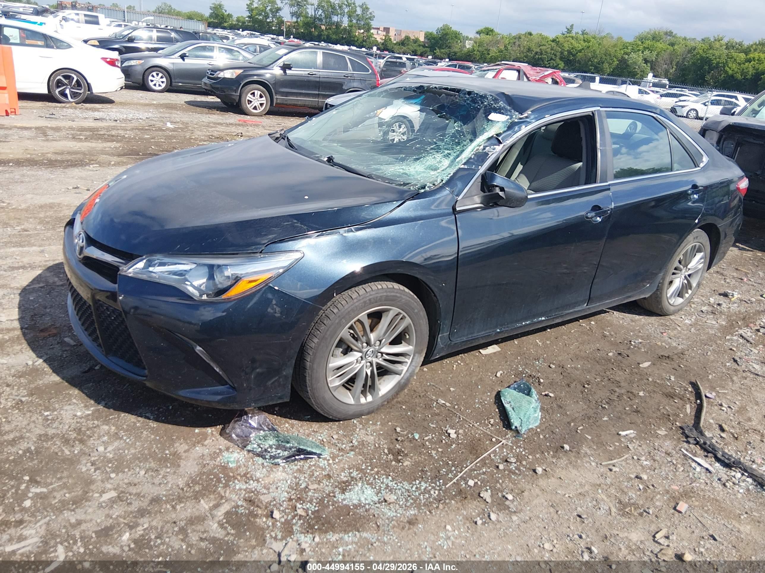 2015 Toyota Camry Se Dark Blue vin: 4T1BF1FK7FU116072