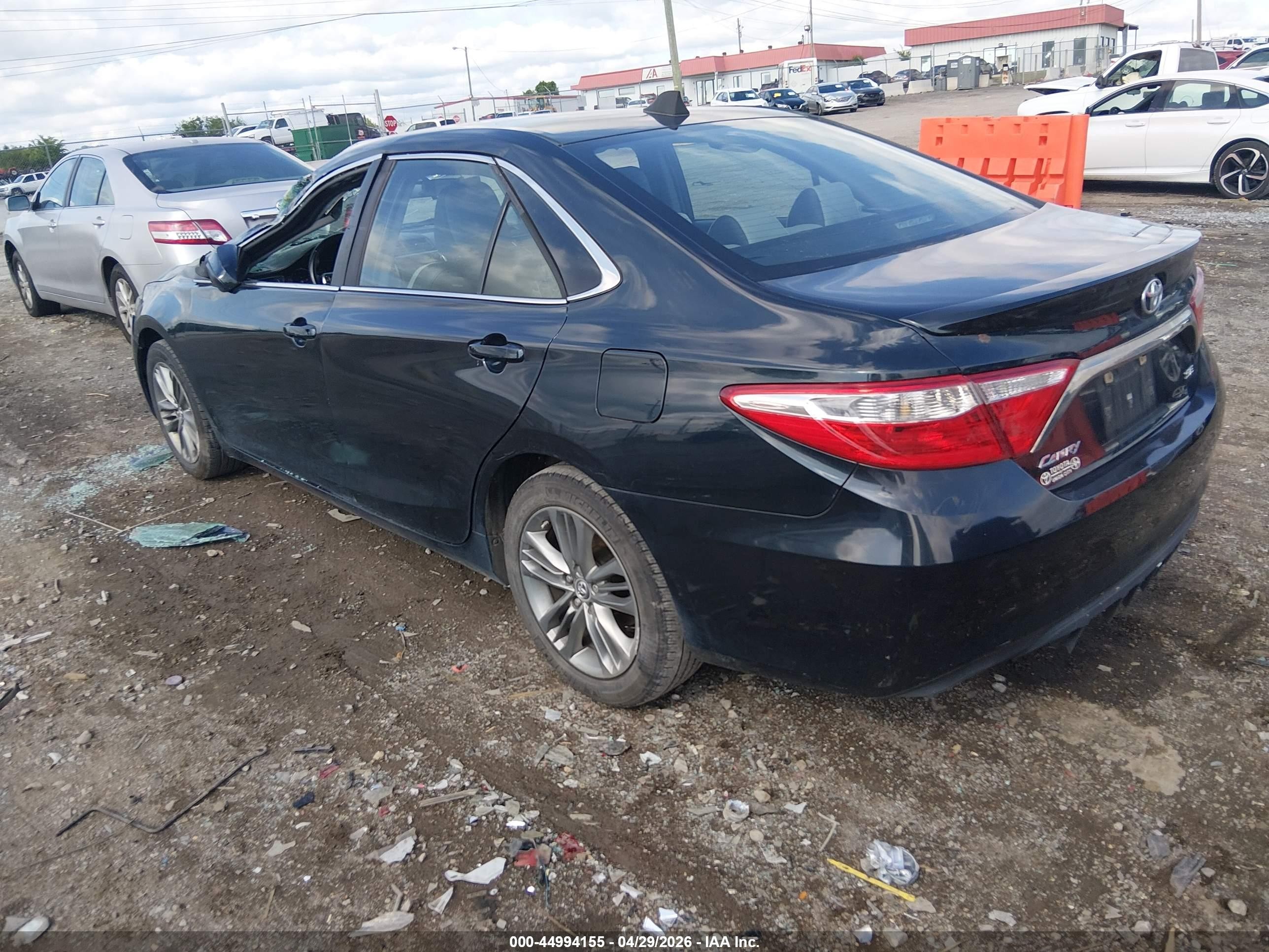 2015 Toyota Camry Se Dark Blue vin: 4T1BF1FK7FU116072