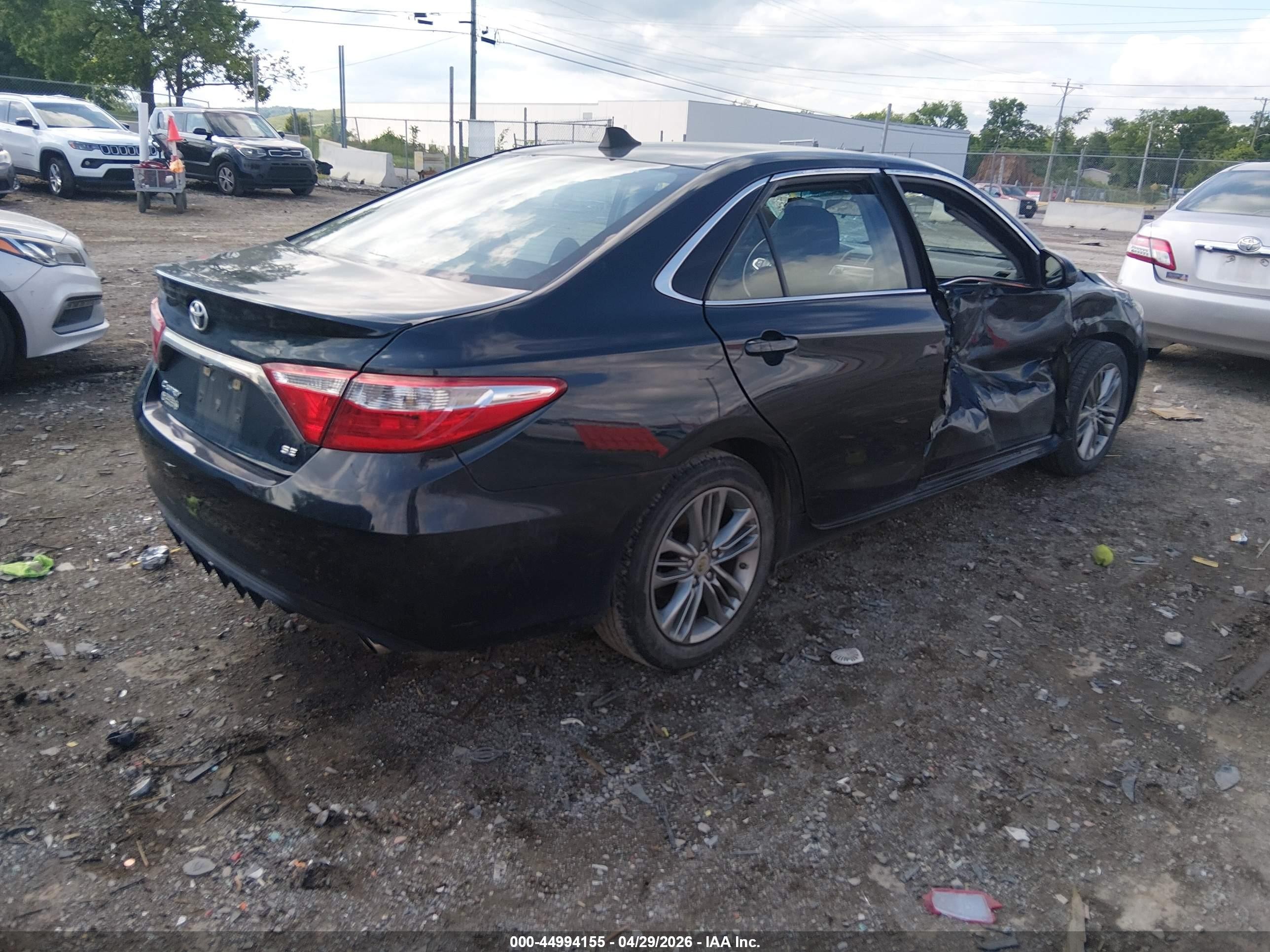 2015 Toyota Camry Se Dark Blue vin: 4T1BF1FK7FU116072