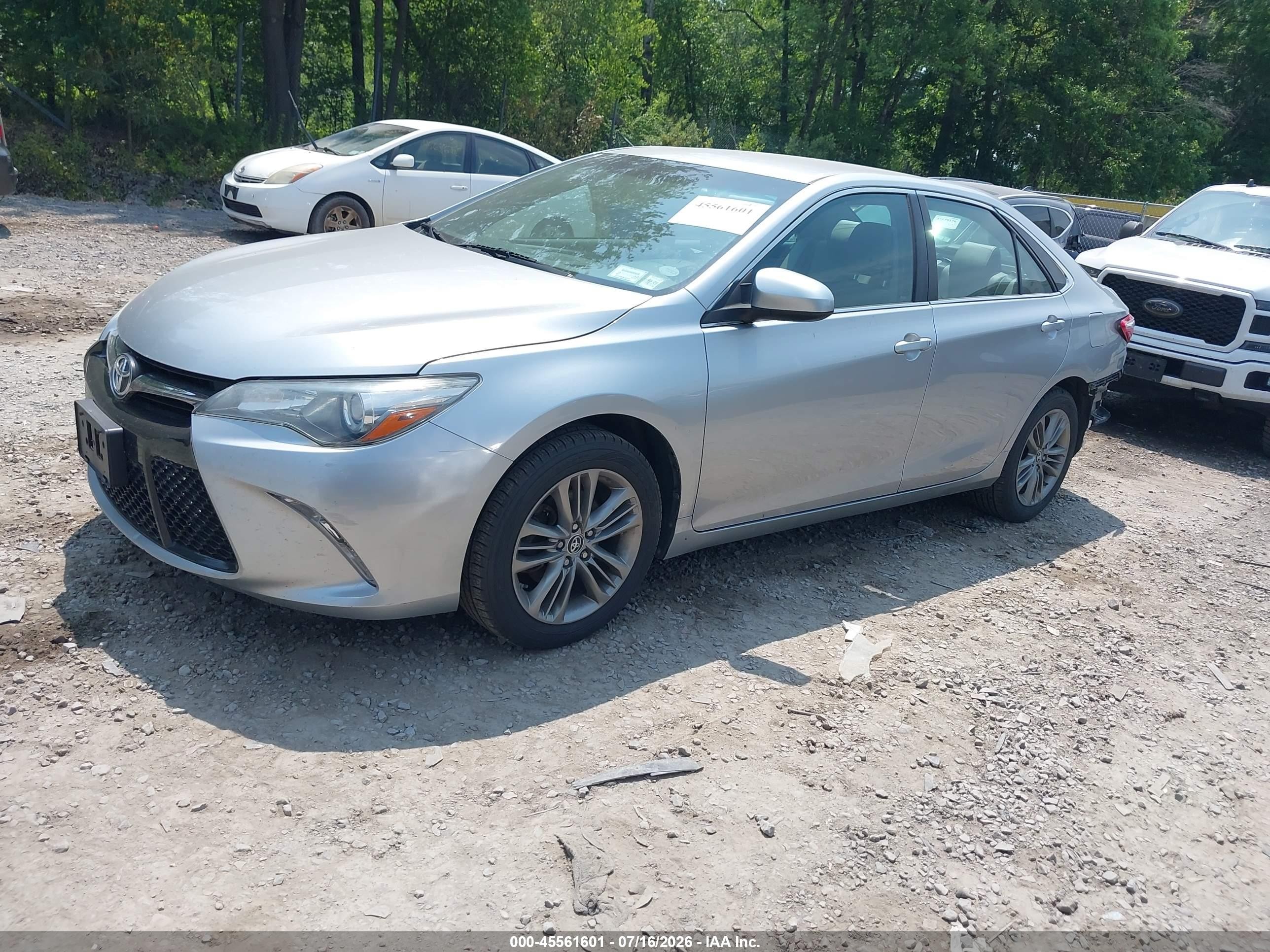 2015 Toyota Camry Se Серебряный vin: 4T1BF1FK7FU474983