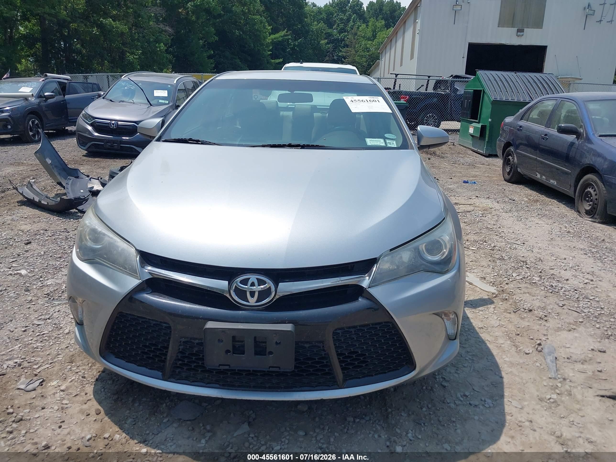 2015 Toyota Camry Se Серебряный vin: 4T1BF1FK7FU474983