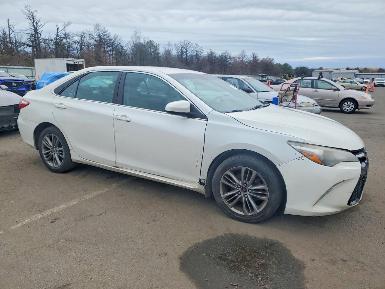 2015 Toyota Camry Se White vin: 4T1BF1FK7FU476510