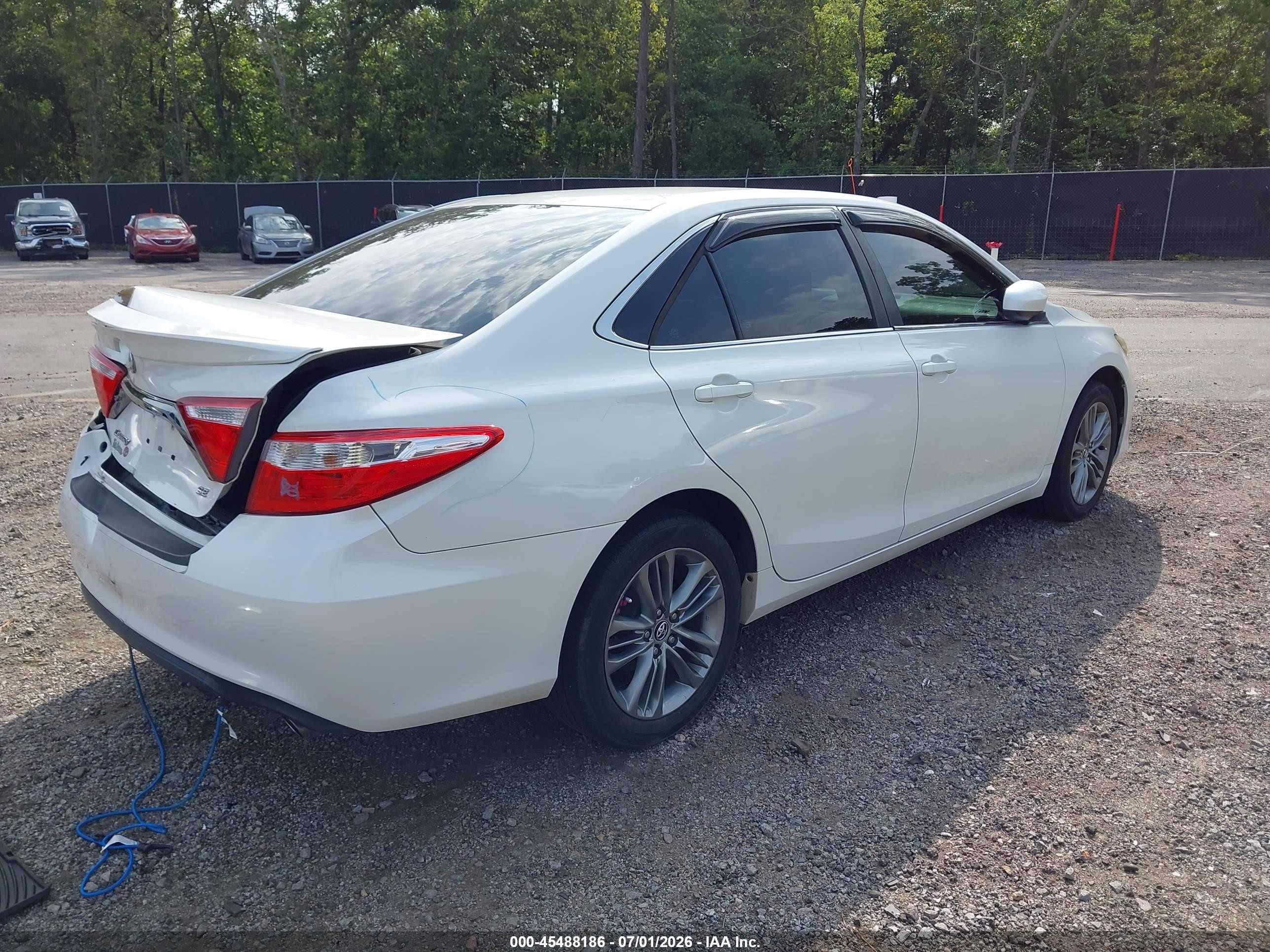 2015 Toyota Camry Se Белый vin: 4T1BF1FK7FU477995