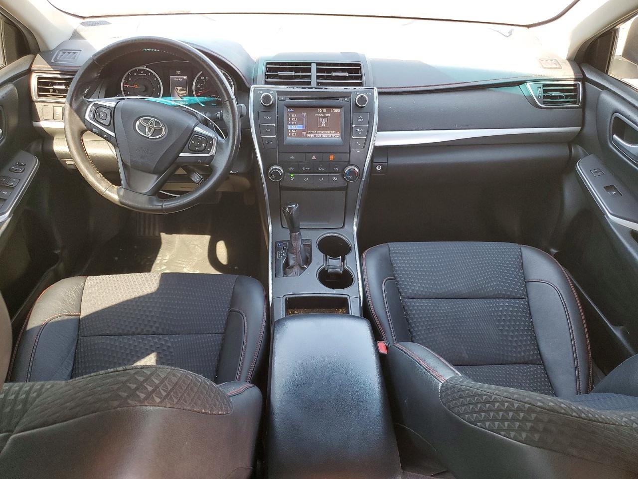 2015 Toyota Camry Se Серебряный vin: 4T1BF1FK7FU483456