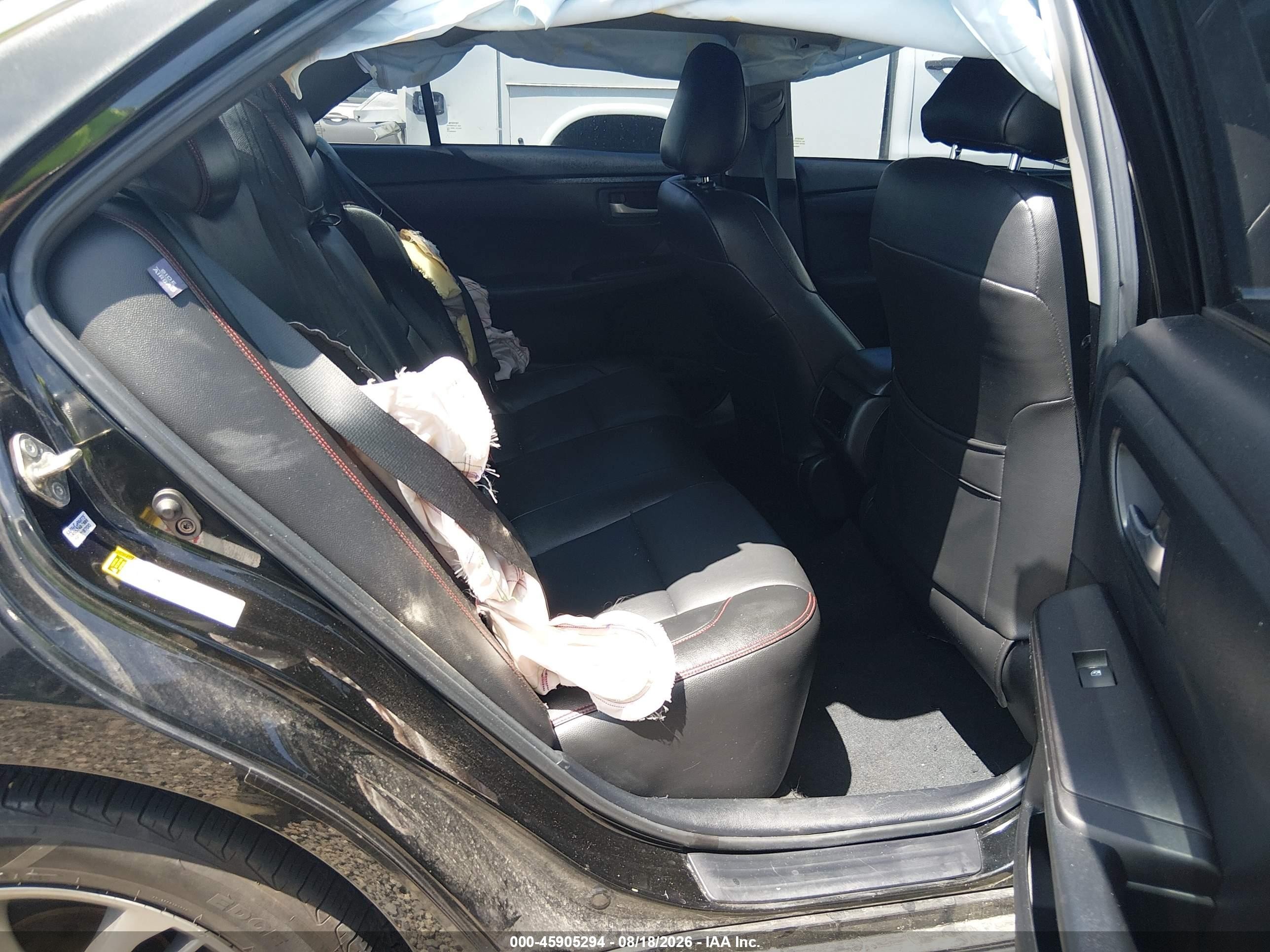 2015 Toyota Camry Se Черный vin: 4T1BF1FK7FU483828
