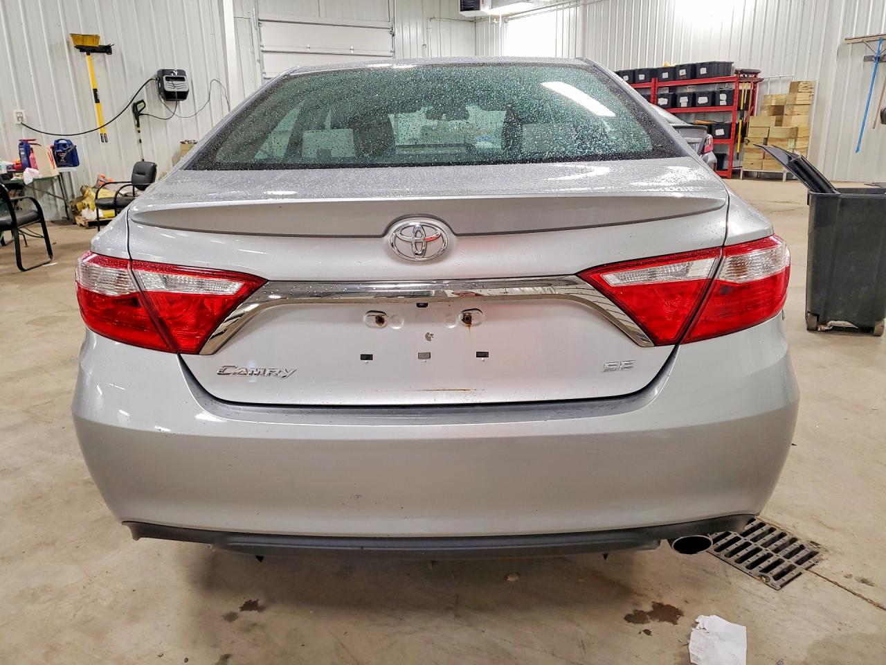 2015 Toyota Camry Se Silver vin: 4T1BF1FK7FU484414
