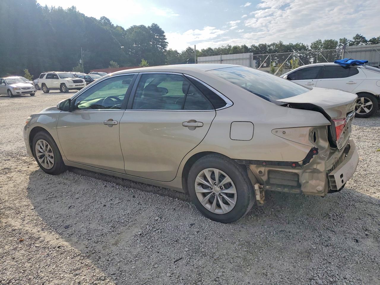 2015 Toyota Camry Le Tan vin: 4T1BF1FK7FU488477